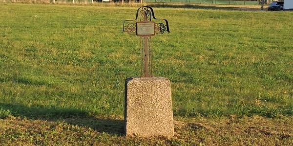 Wegkreuz Wald